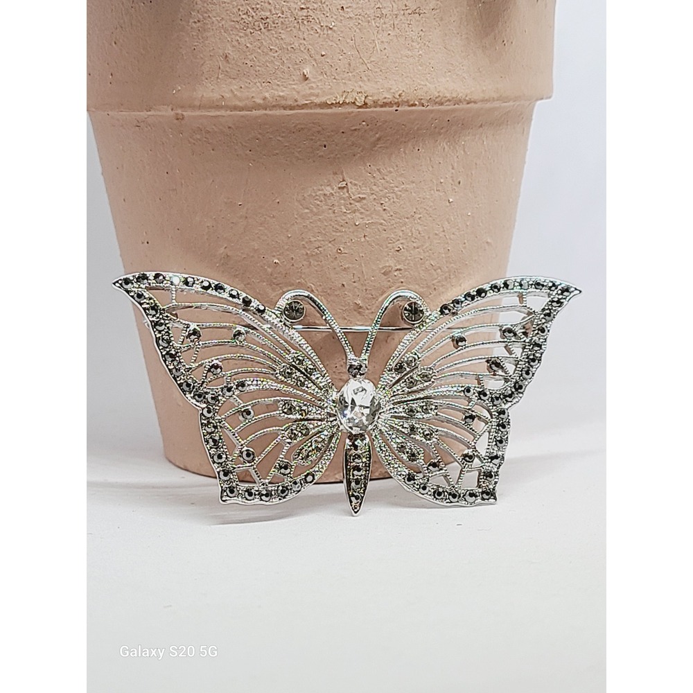 Vintage Style Silver Tone Marcasite Crystal Butterfly Brooch Pin Filigree Wing